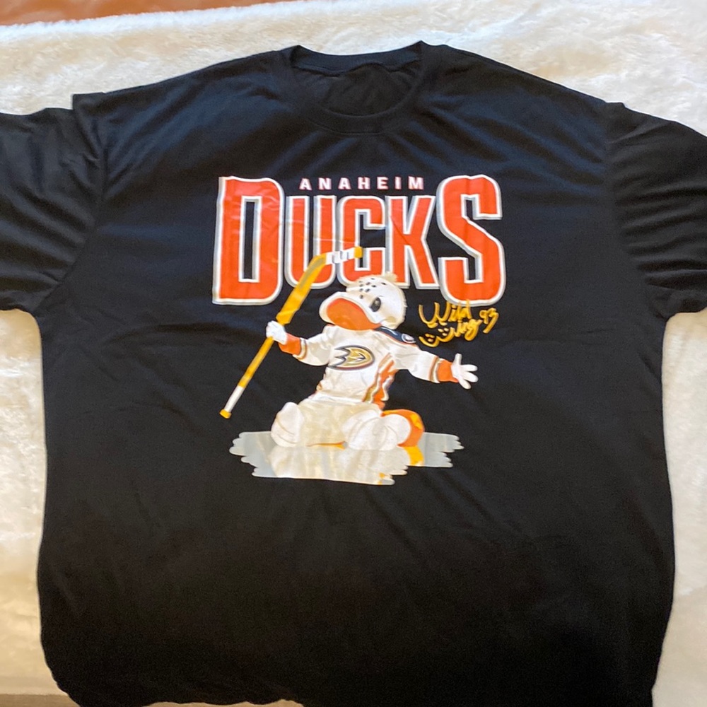 Anaheim Duck men’s short sleeve tee shirt Size XXL